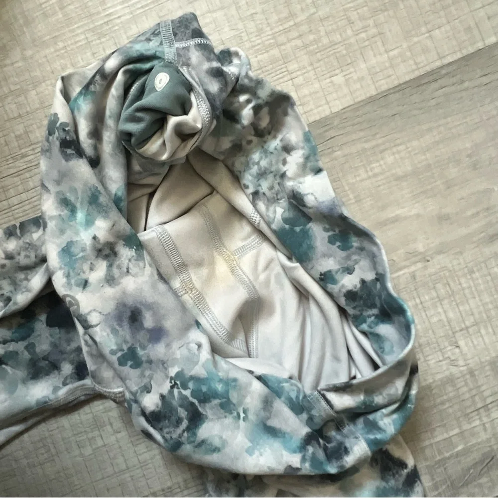 LULULEMON Align Pant Kaleidofloral Multi Blue and White Patterned Leggings 8